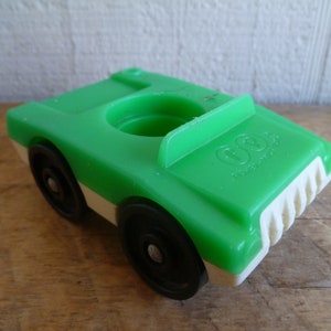Fisher Price Little People Green Car Vintage Approx 3&quot; X 2&quot;