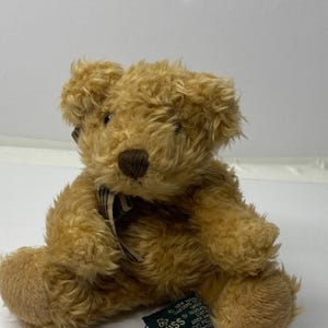 Russ Berrie Plush Bears In Love Bean Bag Bear 7" Tall Stuffed Animal Toy