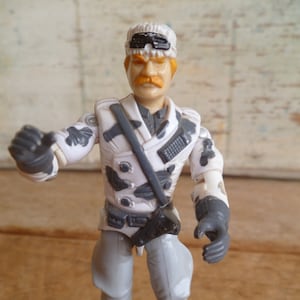 G I Joe Action Figure Windchill Joe Arah Arctic Blast by Hasbro 3.75&quot; Tall 1989