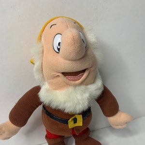 Snow White Plush Happy Seven Dwarfs W/ Tags 13&quot; Tall 1993 Stuffed Toy Doll Mattel Disneyland