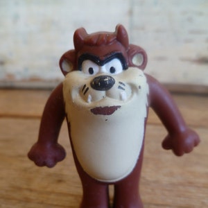 Warner Bros. Tazmanian Devil Miniature Cake Topper 2.5&quot; Tall 1988