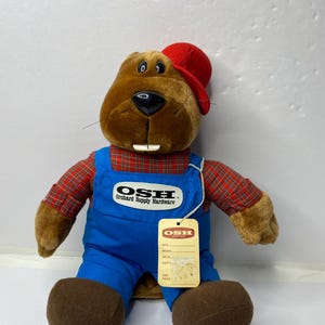 Rare Orchard Supply Hardware Large Beaver Plush Unique Patch Upside Down W/Tags 16" Tall Stuffed Animal Toy