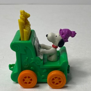 Snoopy In Car Playing Organ McDonalds Birthday Train Figurine Cake Topper 2.75&quot; Tall