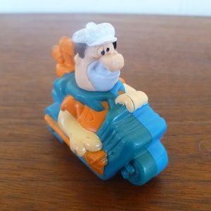 Fred Flintstone Car Cake Topper Rolling Stamp Hanna Barbera  2&quot; Tall 1995