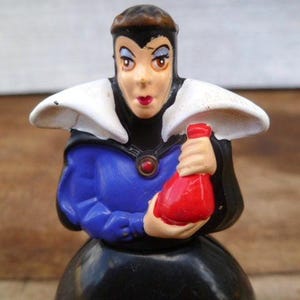 Disney Snow White Evil Queen Grimhilde Figurine Cake Topper 4&quot; Tall