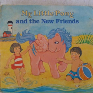 Mi pequeño pony y el libro de los nuevos amigos
