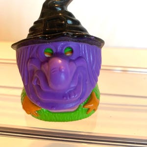 Witch Halloween Candy Dispenser PVC Cake Topper Happy Meal Toy 3&quot; Tall 1998 McDonalds