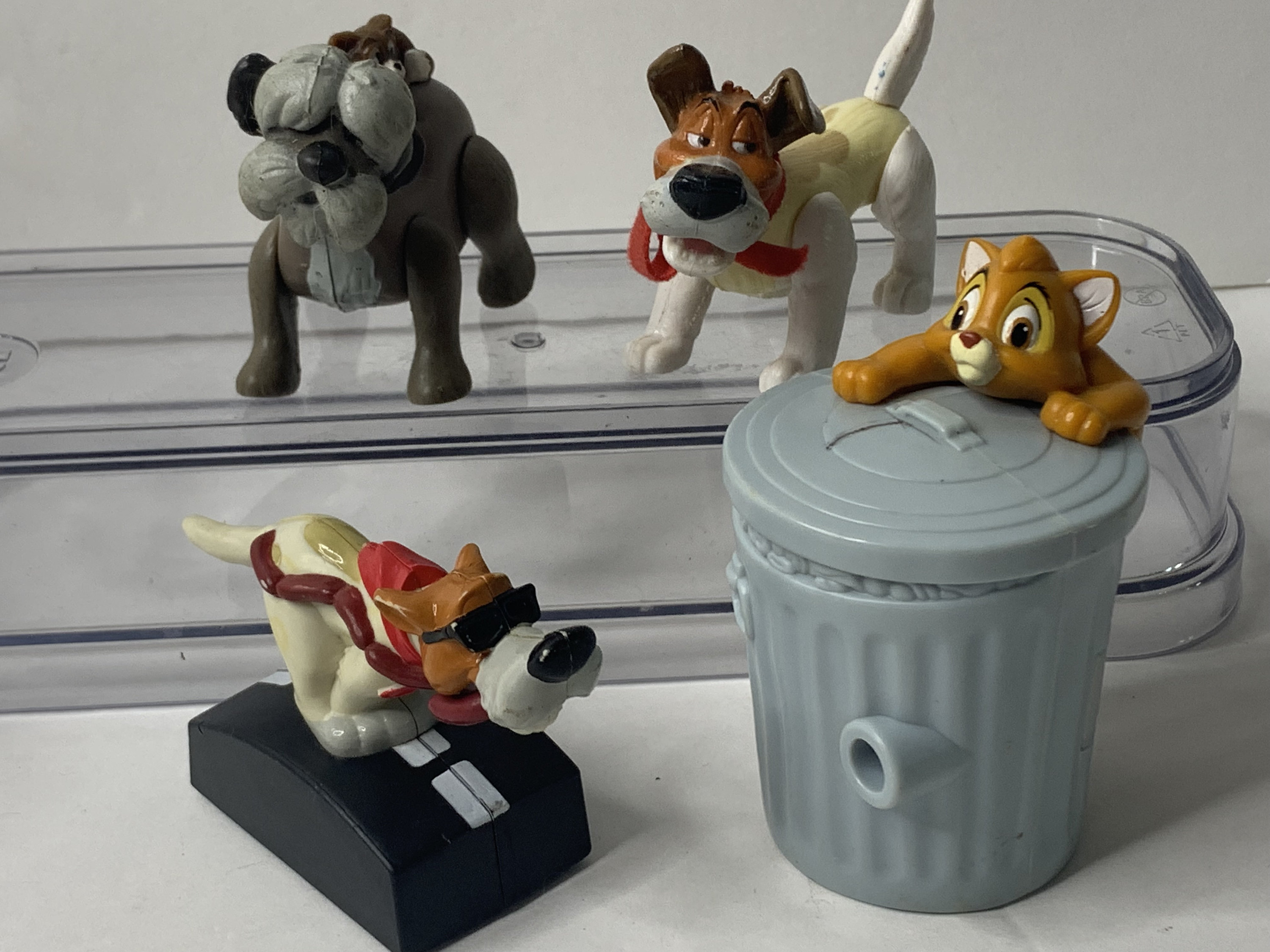 ディズニー オリバー アンド カンパニー マクドナルド ハッピーミール
