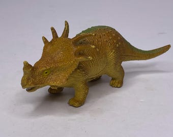レトロ 1990 年代 トリケラトプス 恐竜フィギュア/恐竜おもちゃ - Etsy 
