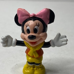 Disney Minnie Mouse Plastic Figurine Cake Topper 2.25&quot; Tall