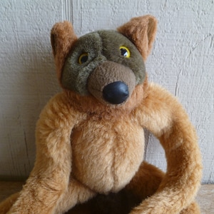 Wild Republic Plush Lemur Red Ruffed Hanging 16&quot; Tall 1998 Stuffed Animal Toy