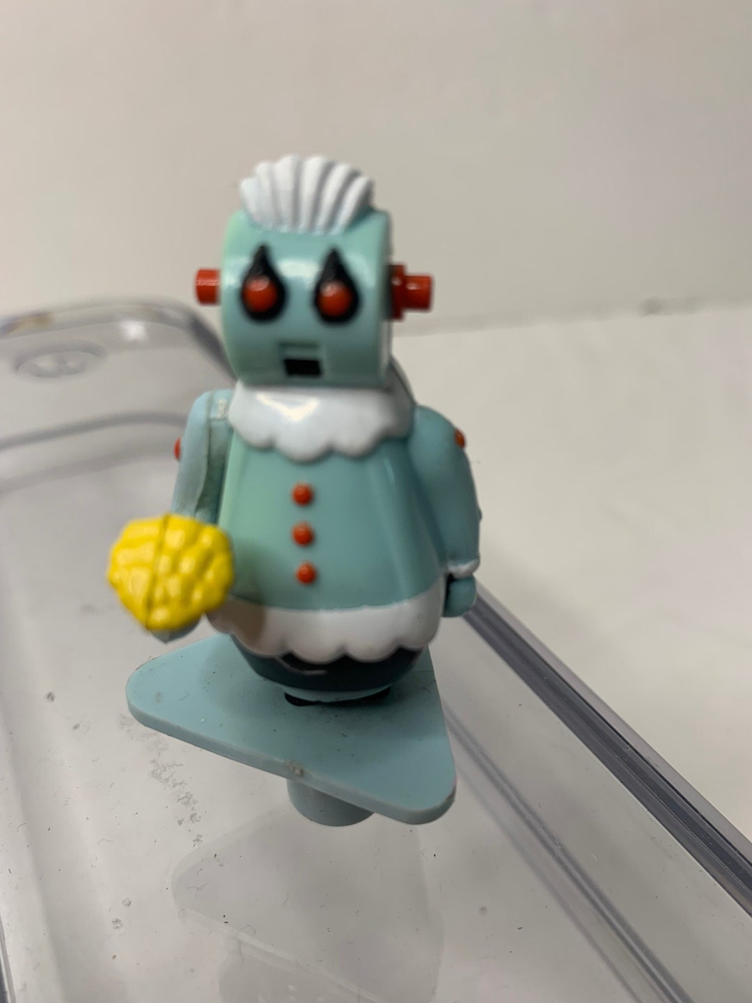 The Jetsons Robot Maid rosie Pencil Topper Hannah Barbera 2.5 Tall 1992