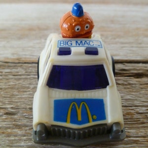 McDonalds Big Mac Pull Back Car 2&quot; Long 1988 Happy Meal Toys