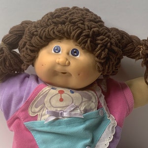 Cabbage Patch Kids Brown Hair Blue Eyes Doll 16