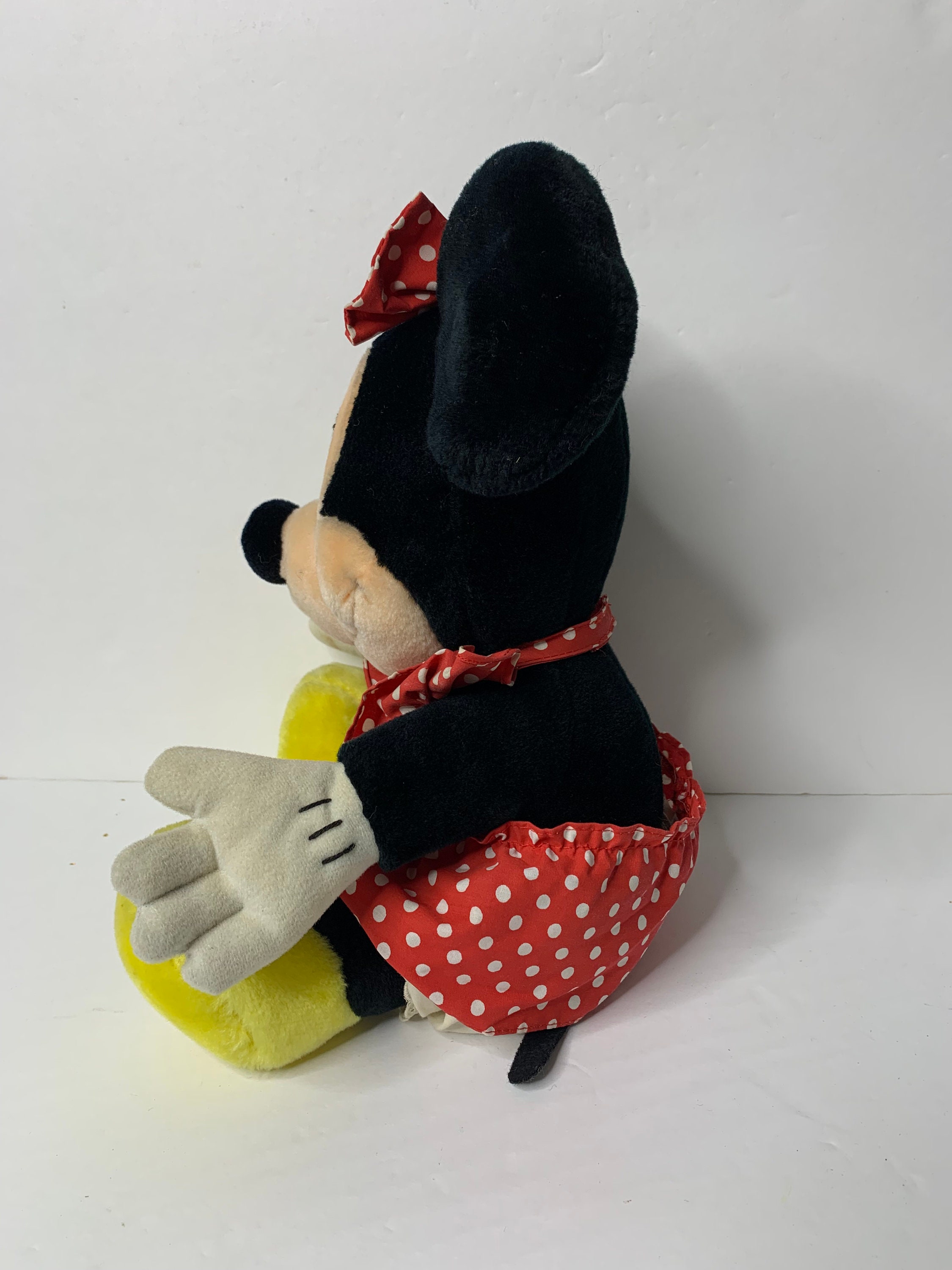 ディズニー ミニーマウス ぬいぐるみ 高さ13インチ ぬいぐるみ人形 