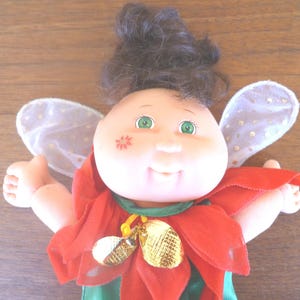 Muñeca Cabbage Patch Mini Hada de las Flores con Alas, 23 cm de Alto, 1995, Muñeca de Peluche