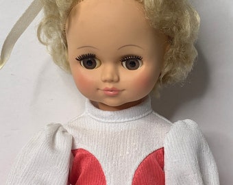 Vintage babypop slaperige ogen blond haar 14" hoog