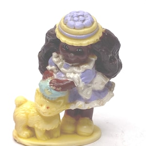 Cherry Merry Muffin Greta Grape W/ Cat PVC Doll 2.75&quot; Tall 1989 by Mattel Vintage