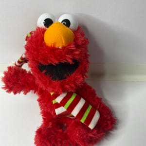 Sesame Street Muppets Plush Christmas Elmo Doll 9&quot; Tall Stuffed Animal Toy Backpack Clip on