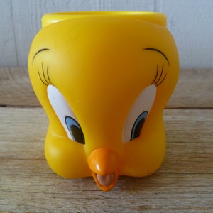 Looney Tunes Tweety Bird Cartoon Cup Mug 3" Tall X 5" Wide