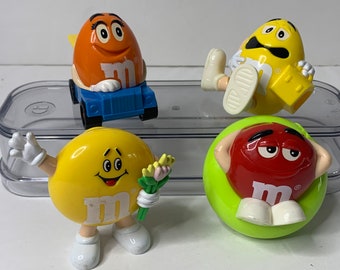 M & M Candy Cake Toppers Burger King Kids Meal  Set of 4