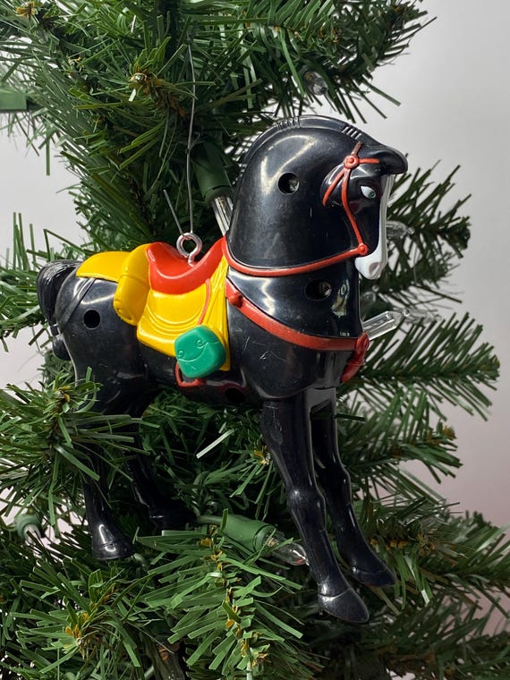 ディズニー ムーラン「カーン」ブラックホース クリスマスオーナメント