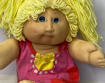 ヴィントキャベツパッチドールブロンドヘアブルーアイズソフトボ キャベッジ パッチ キッズ 人形 ブロンドの髪と青い目 高さ16インチ