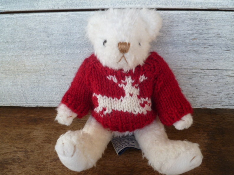 chrisha playful plush bear