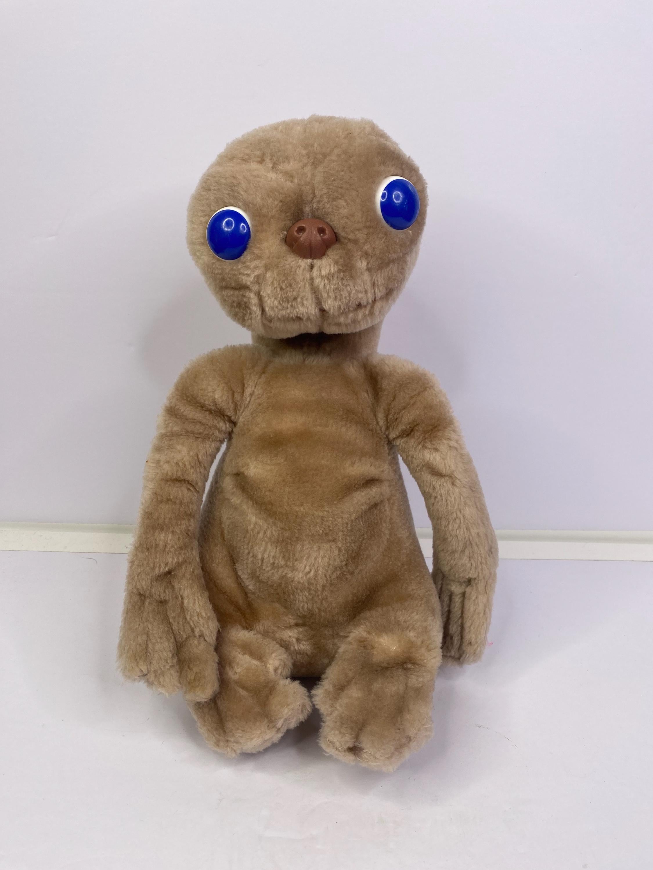 Et by Showtime - Etsy
