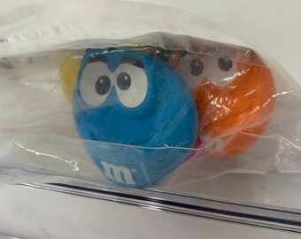 M & M Candy Minis Pull Back Swarm Burger King Kids Club 1997 NIP