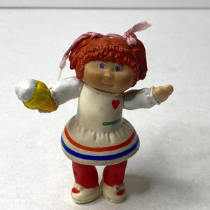 Cabbage Patch Kids PVC Miniature Cake Topper Holding Ice Cream 3.5" Tall 1984