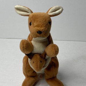 Ty Pouch the Kangaroo Beanie Babies Plush Kangaroo W/ Joey 7&quot; Tall 1996 Stuffed Animal Toy