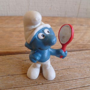 Smurf with Mirror Figurine PVC Vintage 2&quot; Tall 1972