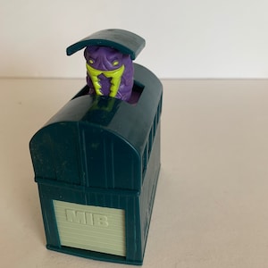 Men In Black Alien Pop Up Figure PVC Burger King Cake Topper 4&quot; Tall 1998