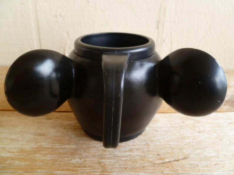 Disney Musse Pigg 3D Collectors Cup Mugg Applåder 15 cm bred x 8 cm hög bild 3