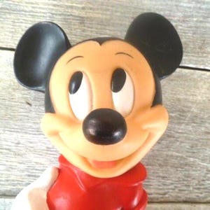 Skarbonka winylowa Disney Mickey Mouse, wysokość 11 cali, brak wtyczki