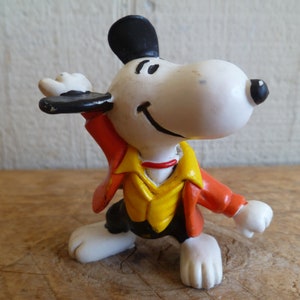 Snoopy Pvc Figure United Features Vintage
