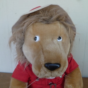 Dakin &quot;Fun Farm&quot; Safari Lion 14&quot; Tall 1987 Stuffed Animal Toy Vintage