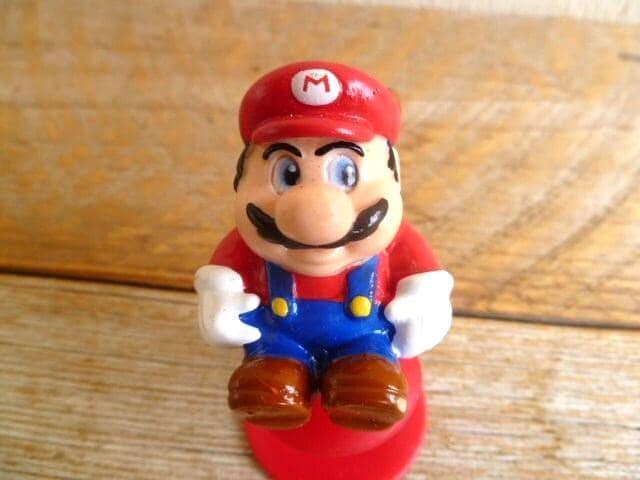 スーパーマリオブラザーズ 任天堂 マリオ 吸盤付き 高さ3インチ 1989年