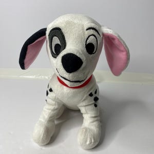 Disney 101 Dalmatians  Plush Just Play 9.5" Tall Sitting