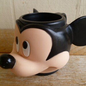 Disney Musse Pigg 3D Collectors Cup Mugg Applåder 15 cm bred x 8 cm hög bild 2