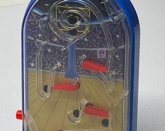 Bola de baloncesto Applause de Taco Bell, menú infantil, 4" de largo, década de 1990