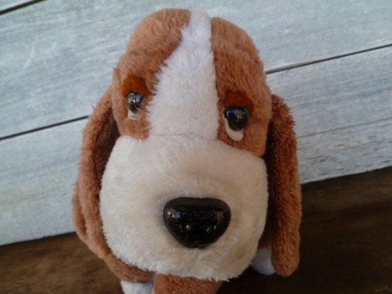 Plush Hound Dog Basset Hound 9 Tall Stuffed Animal Toy 