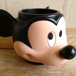Disney Musse Pigg 3D Collectors Cup Mugg Applåder 15 cm bred x 8 cm hög bild 1