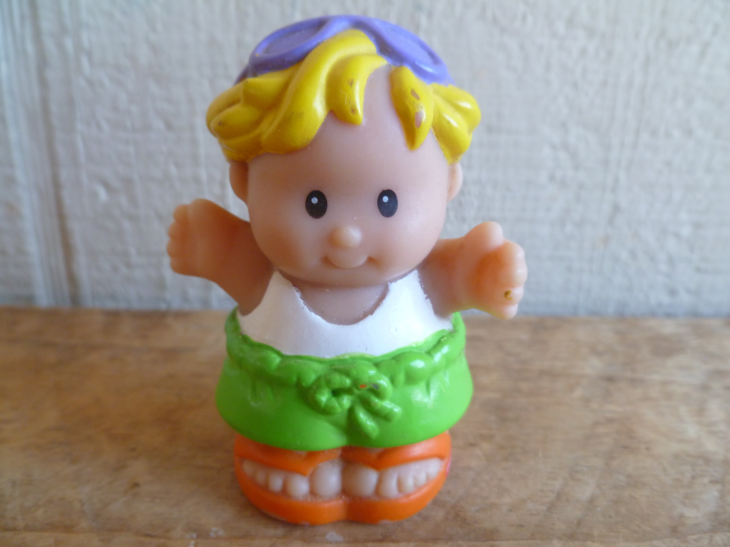 Fisher Price Little People Blond Hair 2.5" Tall 1998 Vintage