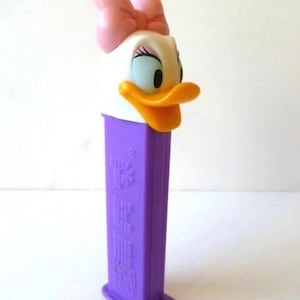 Daisy Duck Disney Pez Dispenser 4.5&quot; Tall