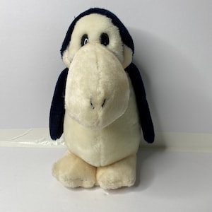 Dakin Plush Penguin Opus The Washington Post 10&quot; Tall 1984 Stuffed Animal Toy