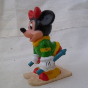 Disney Minnie Mouse PVC Figurine 2&quot; Tall