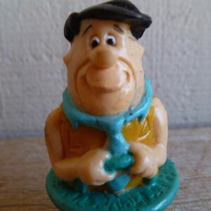 Fred Flintstone Finger Puppet Cake Topper 2.5&quot; Tall Hannah Barbera