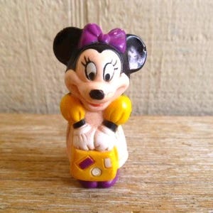 Disney Minnie Mouse W/ Yellow Purse Plastic Figurine Cake Topper 2&quot; Tall